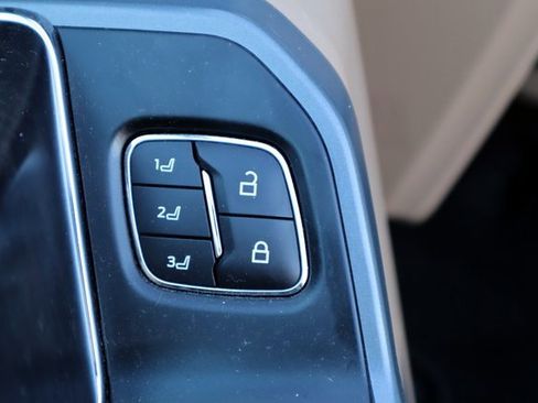 Certified 2023 Ford F150 Lariat w/ Trailer Tow Package image 31