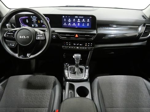 Used 2025 Kia Seltos S image 10