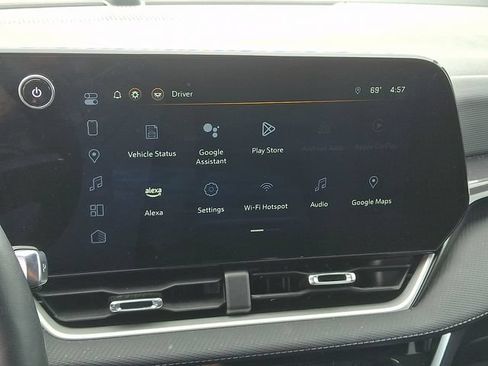 Used 2025 Chevrolet Equinox LT FWD image 17