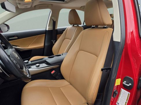 Used 2017 Lexus IS 200t image 13