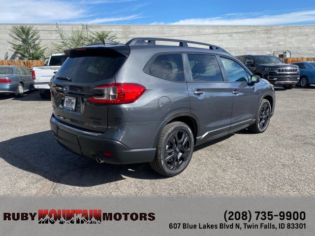 Used 2023 Subaru Ascent Onyx Edition AWD/4WD image 7