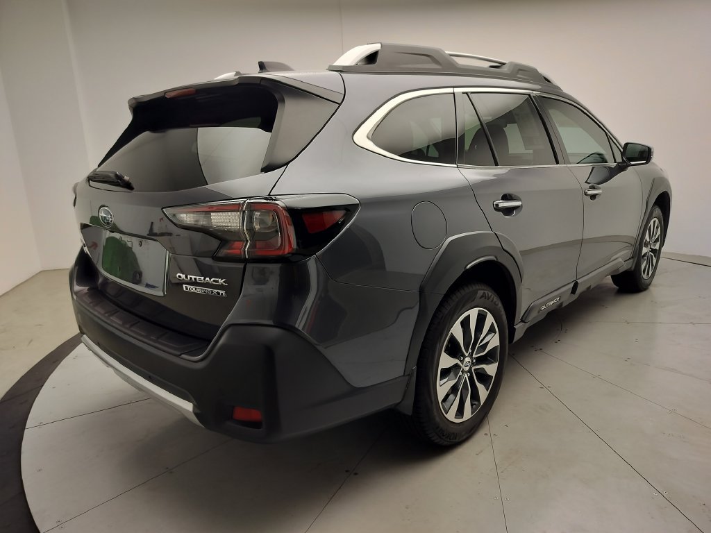 Used 2024 Subaru Outback Touring XT w/ Popular Package #2 AWD/4WD image 3
