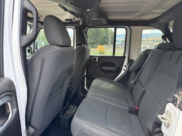 Used 2024 Jeep Wrangler Unlimited AWD/4WD image 18