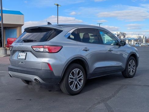 Used 2022 Ford Escape SEL image 4