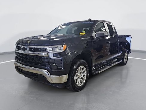 Certified 2023 Chevrolet Silverado 1500 LT w/ Protection Package AWD/4WD image 9