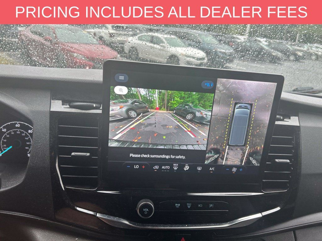 Used 2023 Ford Transit 350 XLT RWD image 11
