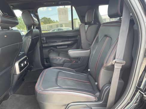 Used 2023 Ford Expedition Limited RWD image 38