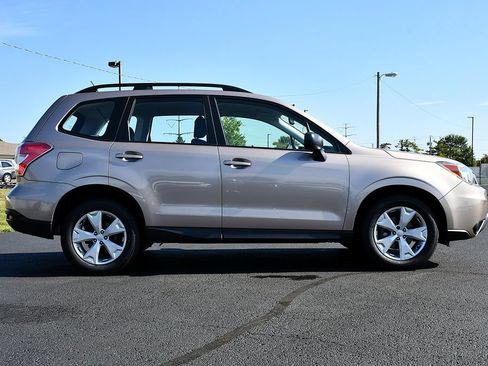 Used 2015 Subaru Forester 2.5i w/ Alloy Wheel Package AWD/4WD image 8