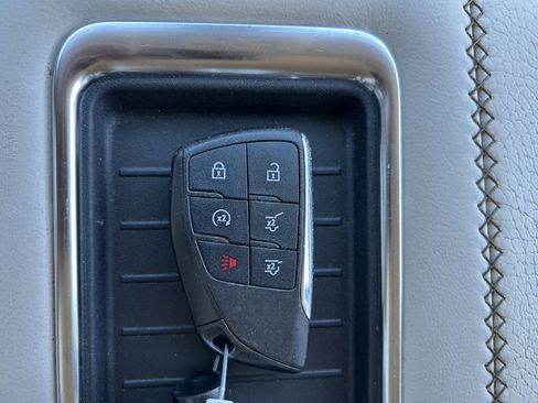 Used 2021 GMC Yukon Denali image 41