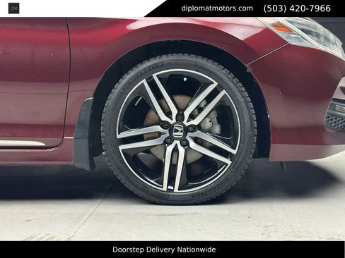 Used 2017 Honda Accord Touring image 46