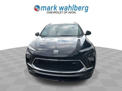 Certified 2025 Buick Encore GX Sport Touring w/ Comfort Package FWD image 4