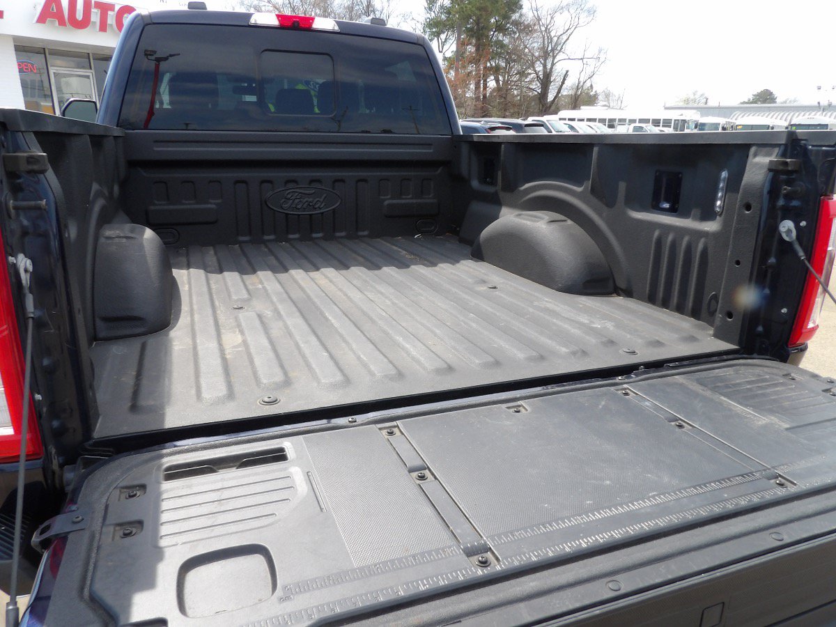 Used 2022 Ford F150 Lariat w/ Equipment Group 502A High AWD/4WD image 7