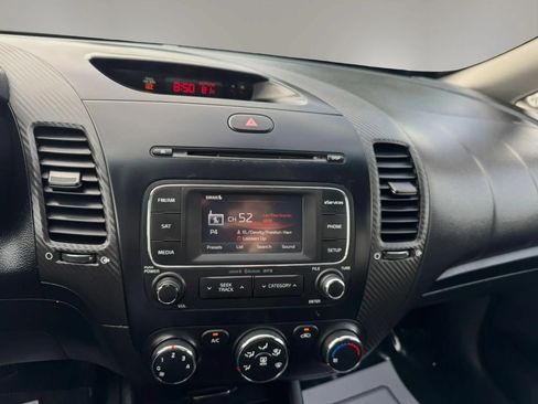 Used 2014 Kia Forte EX FWD image 16