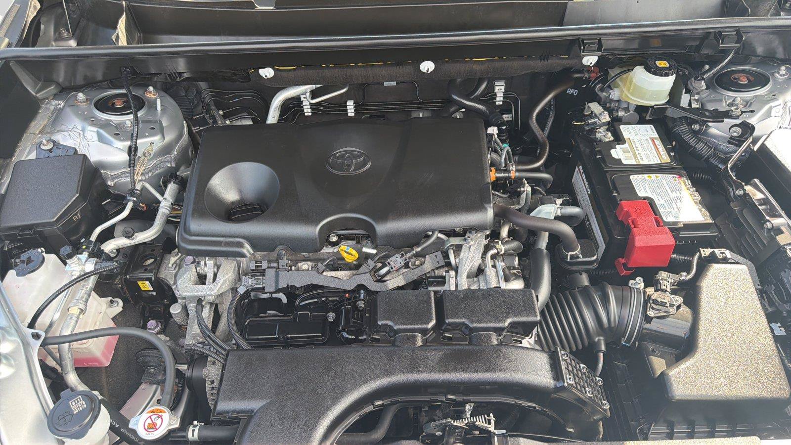 Used 2020 Toyota RAV4 XLE Premium AWD/4WD image 26