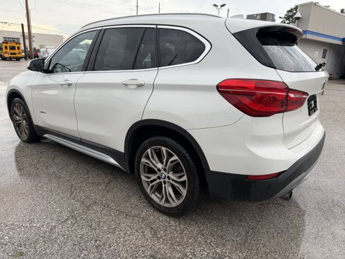 Used 2017 BMW X1 xDrive28i AWD/4WD image 5