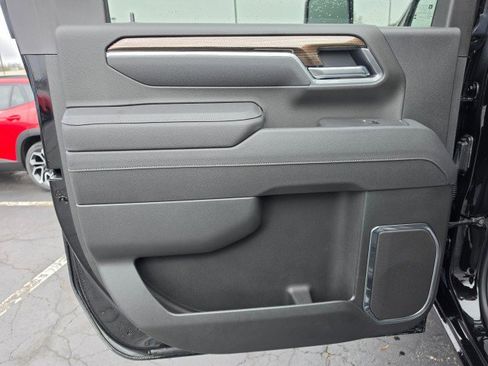 Used 2025 Chevrolet Silverado 2500 LT w/ All Star Edition image 23