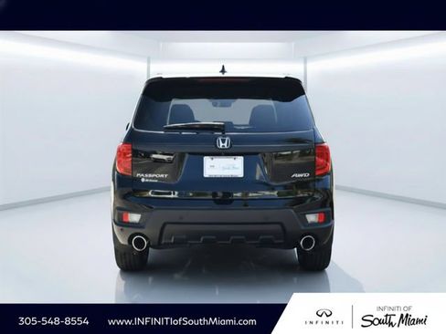 Used 2023 Honda Passport EX-L image 5