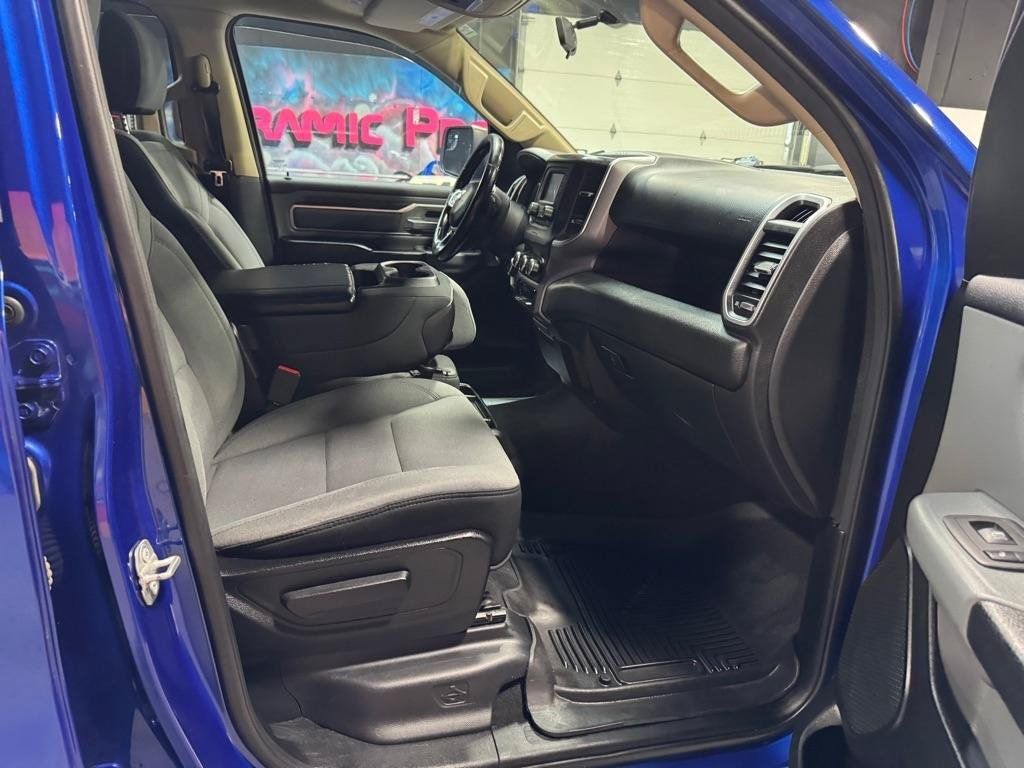Used 2019 RAM 1500 Big Horn AWD/4WD image 17
