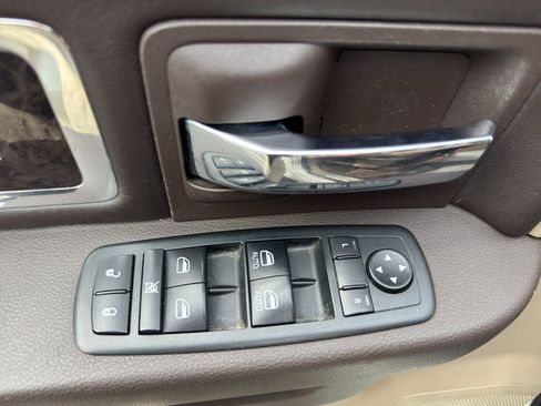 Used 2012 RAM 2500 Longhorn w/ HD Snow Plow Prep Group AWD/4WD image 24