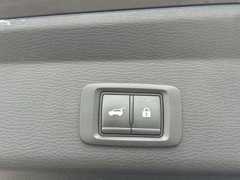 Used 2024 Mitsubishi Outlander SE FWD image 33