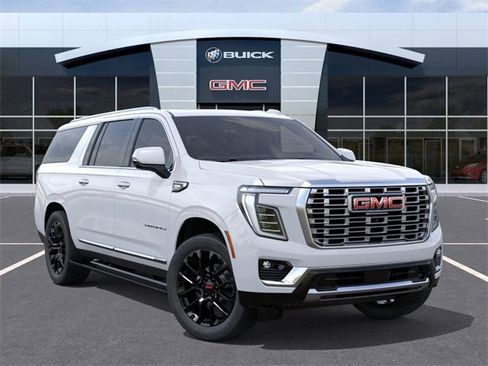 New 2026 GMC Yukon XL Denali w/ Denali Reserve Package image 7