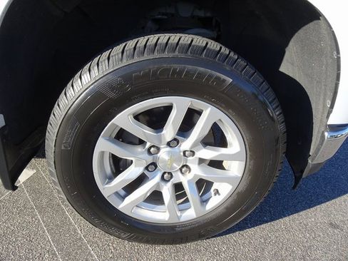 Used 2020 Chevrolet Silverado 1500 LT w/ All-Star Edition image 33