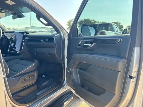 Used 2026 GMC Yukon Elevation AWD/4WD image 22