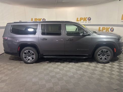 Used 2024 Jeep Wagoneer L Series II w/ Flexible Seating Group image 2
