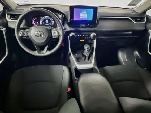 Used 2023 Toyota RAV4 LE FWD image 28