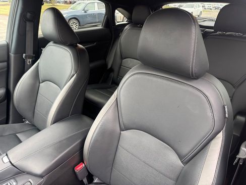 Used 2025 INFINITI QX55 Essential image 15