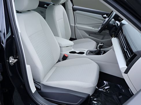 Used 2026 Volkswagen Jetta S FWD image 19