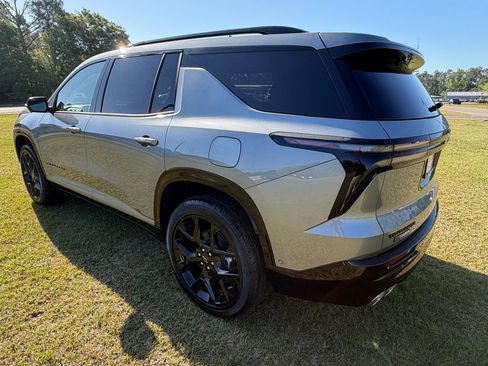 New 2026 Chevrolet Traverse RS FWD image 21