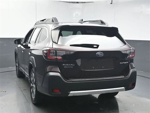 Used 2024 Subaru Outback Limited image 6
