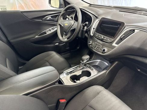 Used 2024 Chevrolet Malibu LT image 27