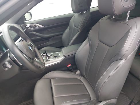 Used 2023 BMW 430i Coupe w/ M Sport Package RWD image 5