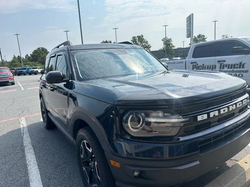 Used 2021 Ford Bronco Sport Outer Banks AWD/4WD image 2