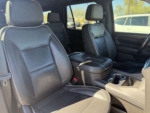 Used 2021 Chevrolet Tahoe Premier w/ Premium Package image 7