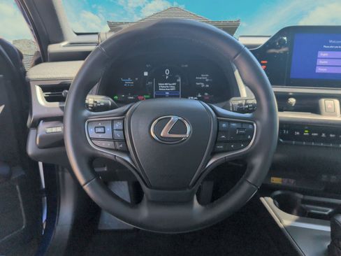 Certified 2025 Lexus UX 300h BASE image 15