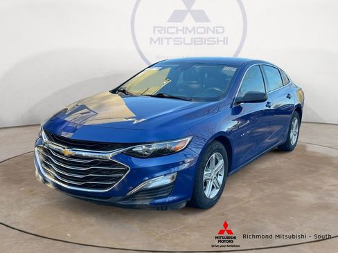 Used 2023 Chevrolet Malibu LS image 7