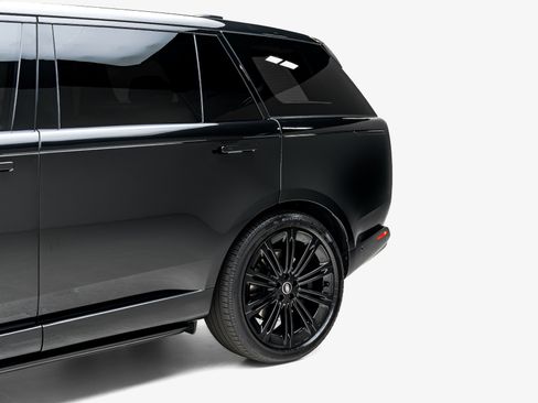 Used 2025 Land Rover Range Rover Long Wheelbase Autobiography AWD/4WD image 14