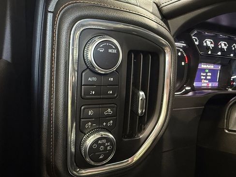 Used 2021 GMC Sierra 3500 AT4 image 37