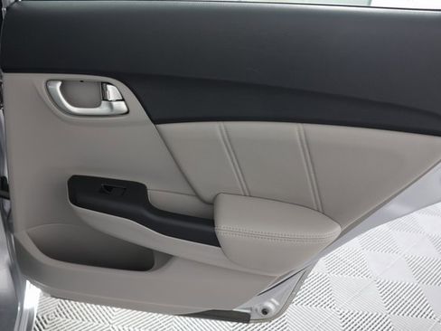 Used 2014 Honda Civic Hybrid Sedan image 26