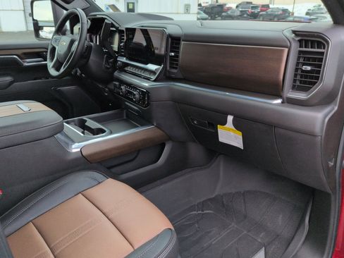 Certified 2024 Chevrolet Silverado 3500 High Country w/ Technology Package image 29