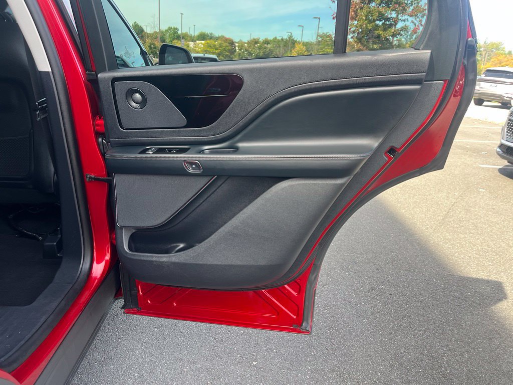 Used 2025 Lincoln Aviator AWD w/ Equipment Group 101A image 21