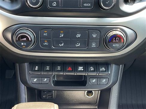 Used 2019 Chevrolet Colorado ZR2 image 15