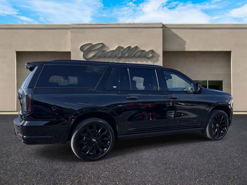 New 2026 Cadillac Escalade ESV Platinum Sport image 3