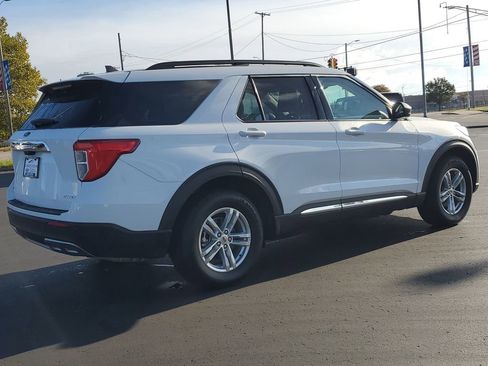 Certified 2023 Ford Explorer XLT w/ Equipment Group 202A image 3