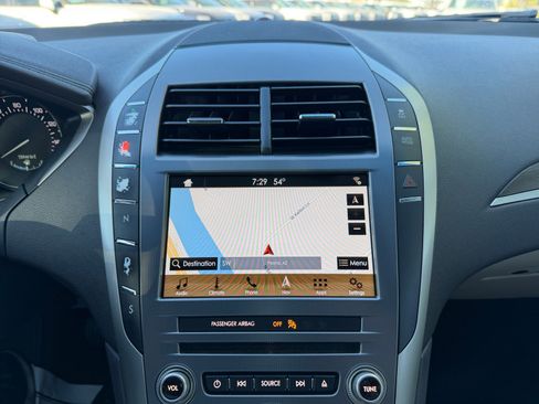 Used 2017 Lincoln MKZ Select w/ Select Plus Package FWD image 28