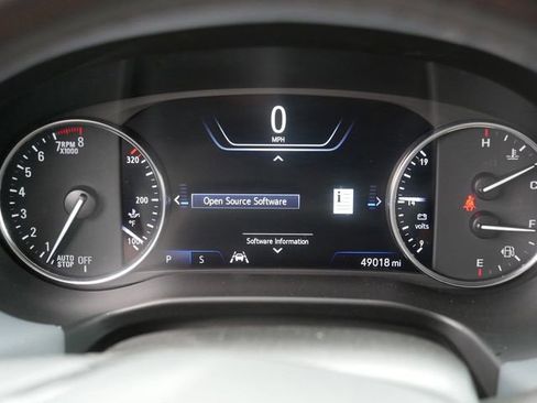 Used 2024 Buick Enclave Premium AWD/4WD image 28