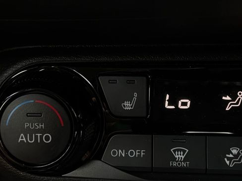 Used 2026 Nissan Kicks SV w/ Cold Weather Package AWD/4WD image 29